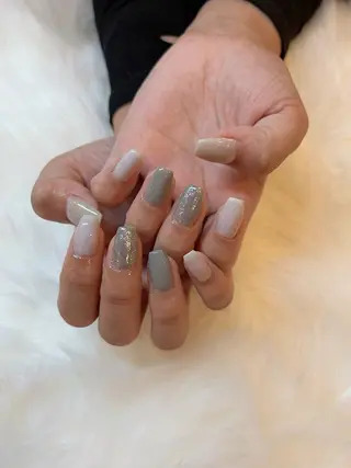 ネイル RÊVIA所属・RÊVIA (レヴィア)のネイルデザイン