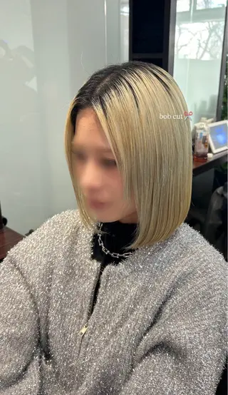 ショート カラー 坂本奈都美 🎀のヘアスタイル