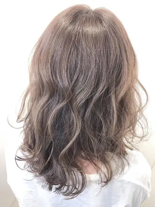 ミディアム カラー 田中 アキオのヘアスタイル