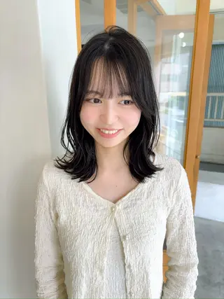 ミディアム COMILE 🌼 SUZUKAのヘアスタイル