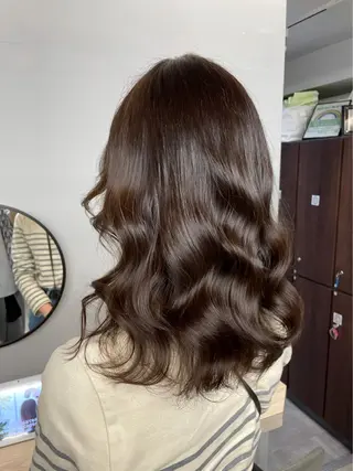 ミディアム カラー 韓国風レイヤーカット 💕髪質改善💫拓海のヘアスタイル