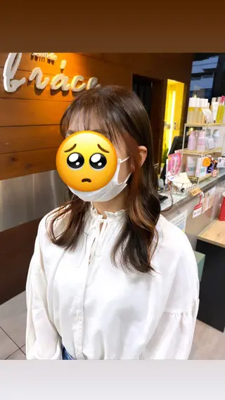 セミロング カラー ヘアアレンジ HAIRSALONLOOP所属・川上 麻梨阿のヘアスタイル