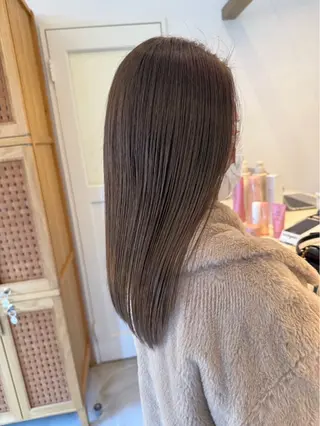カラー キコ所属・田中 佑季のヘアスタイル