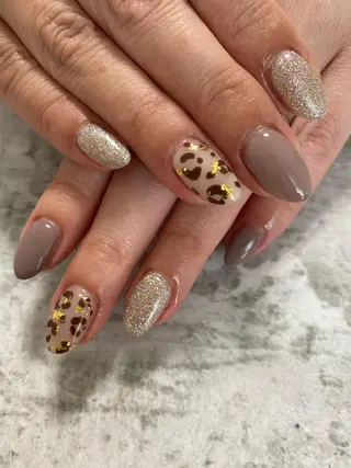 ネイル 吉岡 裕子のネイルデザイン