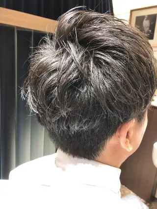 ショート NEXUS ZA FIRST 銀座所属・岡崎 隆晟のヘアスタイル