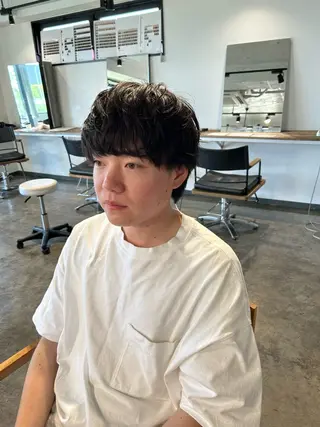 ショート メンズ become men's hair 名駅店所属・名駅/フェザーパーマ 韓国ヘア/森岡のヘアスタイル