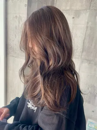 ロング カラー 錦 茉李 @lm.mari03のヘアスタイル