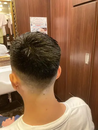 メンズ ヒロ銀座 名駅西口店のヘアスタイル