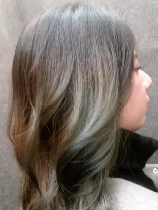 ミディアム LE'CIEL所属・前田 あきひろのヘアスタイル