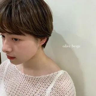 ショート カラー 顔周りレイヤー 🎀マリノのヘアスタイル