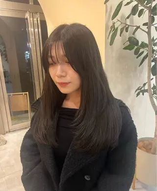 ロング 山口 愛結のヘアスタイル