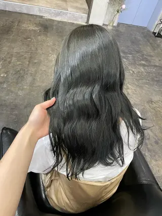 カラー fudge所属・MaisonHALU 松浦光咲のヘアスタイル