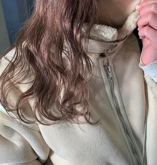 ロング カラー 暖色/まろベージュ/ シカタユウカのヘアスタイル