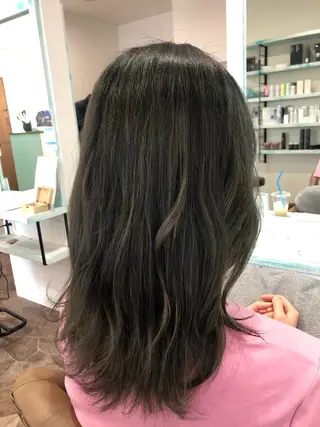 ミディアム カラー きらく あやののヘアスタイル