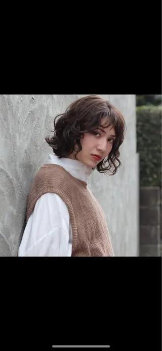 ミディアム 似合わせショート 🫧カットモデル宍戸のヘアスタイル
