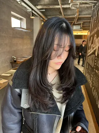 ロング カラー the OSCAR所属・韓国ヘアスタイリスト Harukaのヘアスタイル