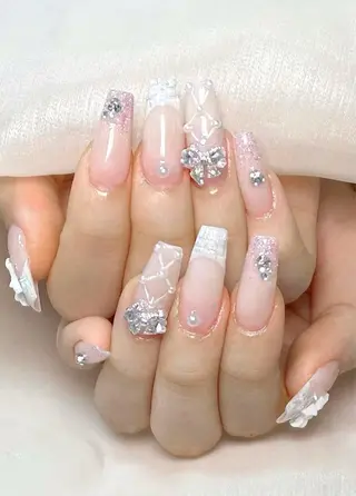 ネイル 小 雨のネイルデザイン