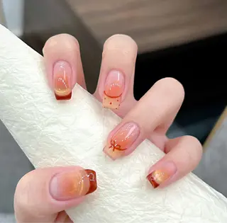 ネイル iNEKO所属・Lee Leeのネイルデザイン