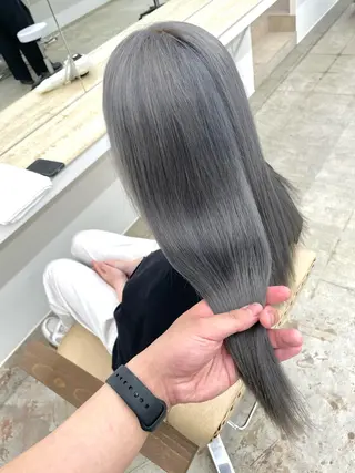 ロング カラー ✅ケアブリーチ✅ トヨオカ ノブヒデのヘアスタイル