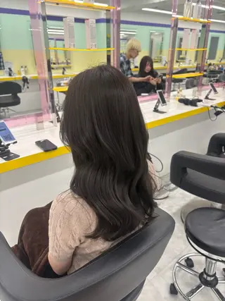 セミロング カラー 💍透明感スタイル 横浜💍MIU💍のヘアスタイル