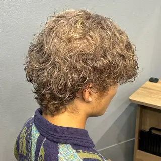 ショート カラー パーマ 透明感カラー🌼 やまかわ まなみ🌼のヘアスタイル