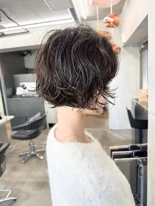 ショート カラー パーマ 透け感カラー 🌱いわさきのヘアスタイル