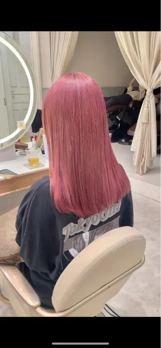 セミロング グレージュ┆うる艶 ┆ゆうはのヘアスタイル