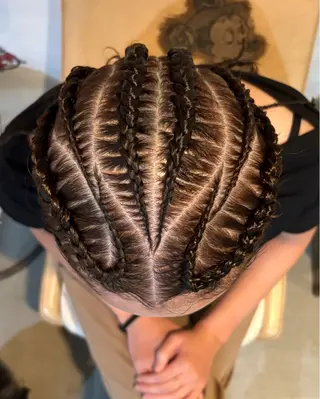 ヘアアレンジ ticro所属・ヘア・ネイル yutsukIのヘアスタイル