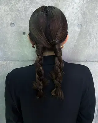 ロング カラー ヘアアレンジ Repos by moi所属・RINA/特殊ヘア/ 高発色ワンカラーのヘアスタイル