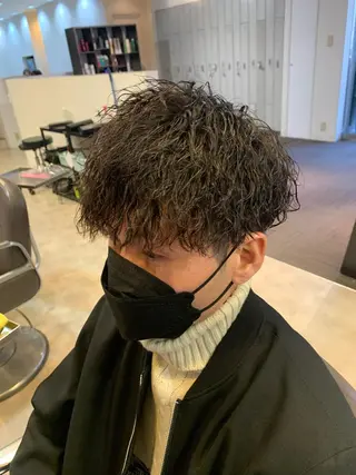 ミディアム メンズパーマ/難波/ 心斎橋　室園亮佑のヘアスタイル