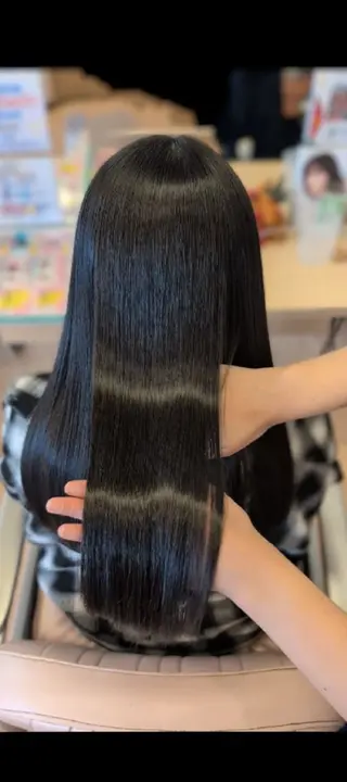 セミロング トータル ビューティーwave所属・諏訪原 悠のヘアスタイル