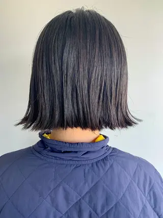 ショート nuu所属・💜ショート💜 ウルフ、ボブ二色亜美のヘアスタイル