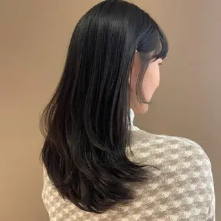 セミロング 韓国レイヤー　 suzuのヘアスタイル