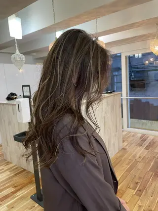 セミロング カラー Tao所属・藤川 大智のヘアスタイル