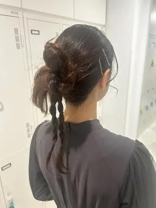 セミロング ヘアアレンジ はるか/ブリーチカラ ー/ヘアアレンジ🤍のヘアスタイル