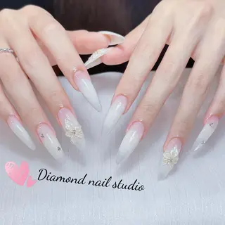 ネイル Diamond 🧚🏻‍♀️のネイルデザイン