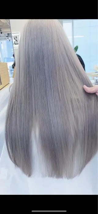 ミディアム カラー 🎨ショートの神様 /神評価🎨原田公祐のヘアスタイル