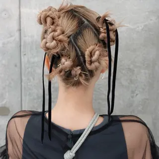 ミディアム ヘアアレンジ 🌐サトウ リョウ🌐のヘアスタイル