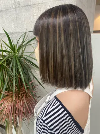 ショート カラー 🌼ハイライト透明感 🌼maiのヘアスタイル