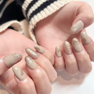 ネイル OfHAIR自由が丘WEST店所属・🪐ほそだ ひとみ🪐のマツエク・マツパデザイン