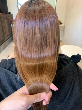 ロング カラー TAKA 髪質改善のヘアスタイル