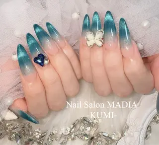 ネイル MADIA川崎所属・KUMI💛 MADIAのネイルデザイン