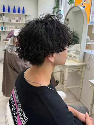 ショート 新籾 尚哉のヘアスタイル