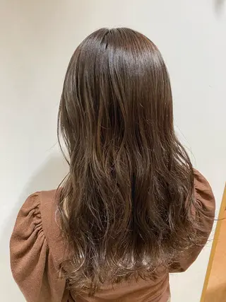 カラー 福元友梨 ディレクター✂️のヘアスタイル