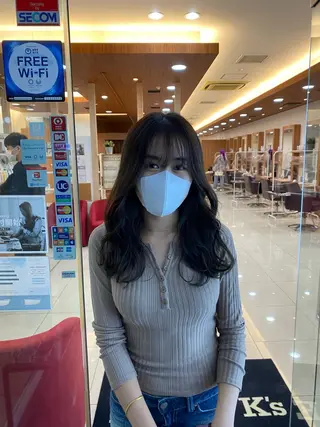 ロング レイヤー/ハイトーン ROKUのヘアスタイル