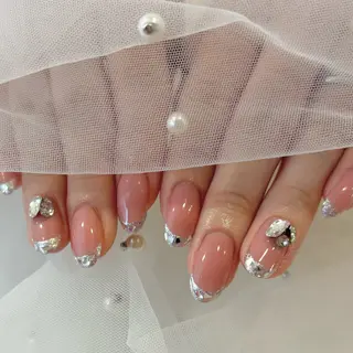 ミディアム NAIL SALON FLOR所属・キラキラネイル/ 韓国ネイルMAKIのネイルデザイン