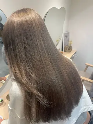 ロング 山口 愛結のヘアスタイル