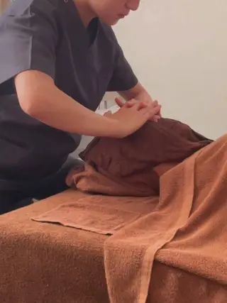 カイロプラクティックグッドパートナー所属・🦴一柳きらら🦴 骨格調整の専門家のエステ・リラクイメージ