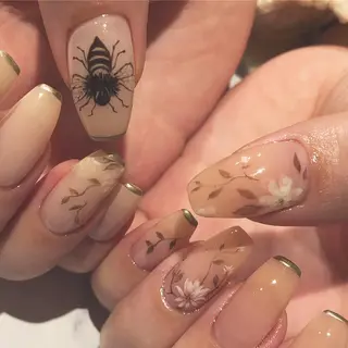 ネイル T. Kasumiのネイルデザイン