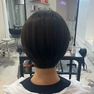 ショート ハイトーン×デザイン 🪽🫧HIKARIのヘアスタイル